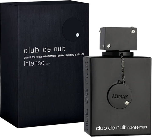 Botella de perfume Armaf Club de Nuit Intense para hombre de 3.6 oz, con un diseño de vidrio negro y un collar de metal brillante alrededor del cuello.
