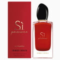 Botella de perfume Giorgio Armani Si Passione de 3.4 oz para mujer, con un vibrante diseño de botella roja.