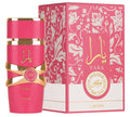 Botella de perfume Lattafa Yara Candy para mujer de 3.4 oz, con un diseño cilíndrico de color rosa claro y tapa en forma de corona.