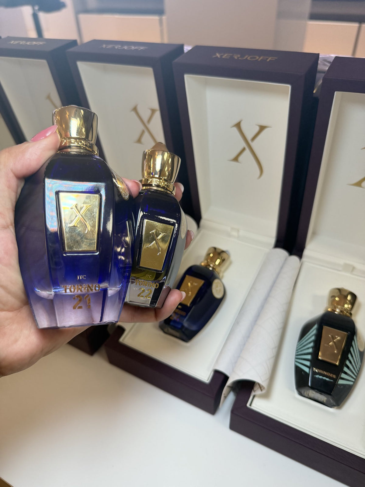Foto real en tienda Perfumería García, Plaza Luperón